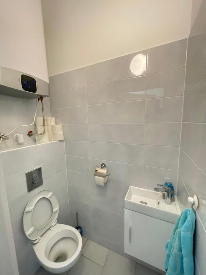 BalatonalmádiAranyhid Deluxe Apartmanアパートメント エクステリア 写真